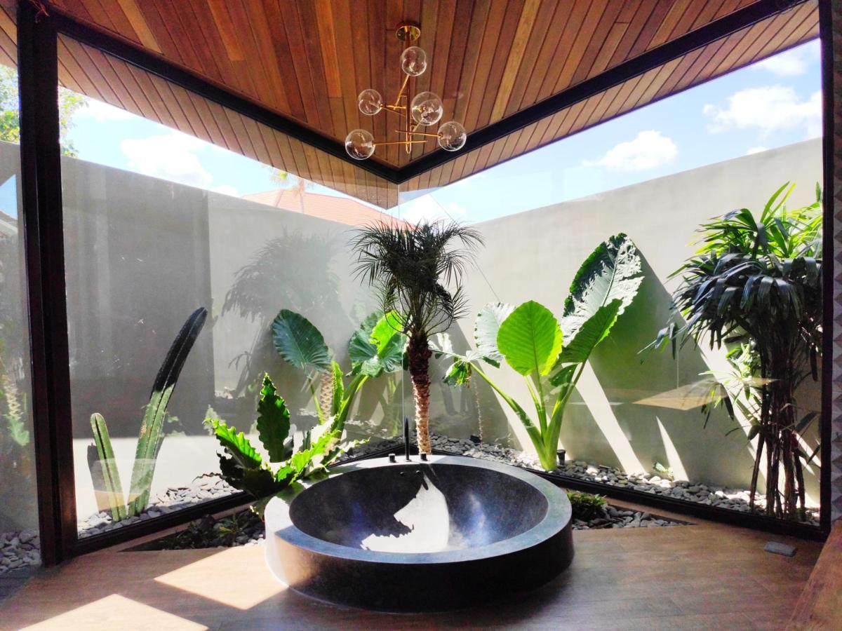 Villa Feh Bali By House Of Winds - Neo Tropical Eden Near Canggu ケロボカン エクステリア 写真